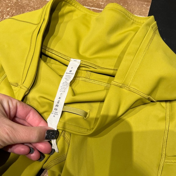 Lululemon Fast and Free Crop II 19"
*Nulux - Picture 9 of 15